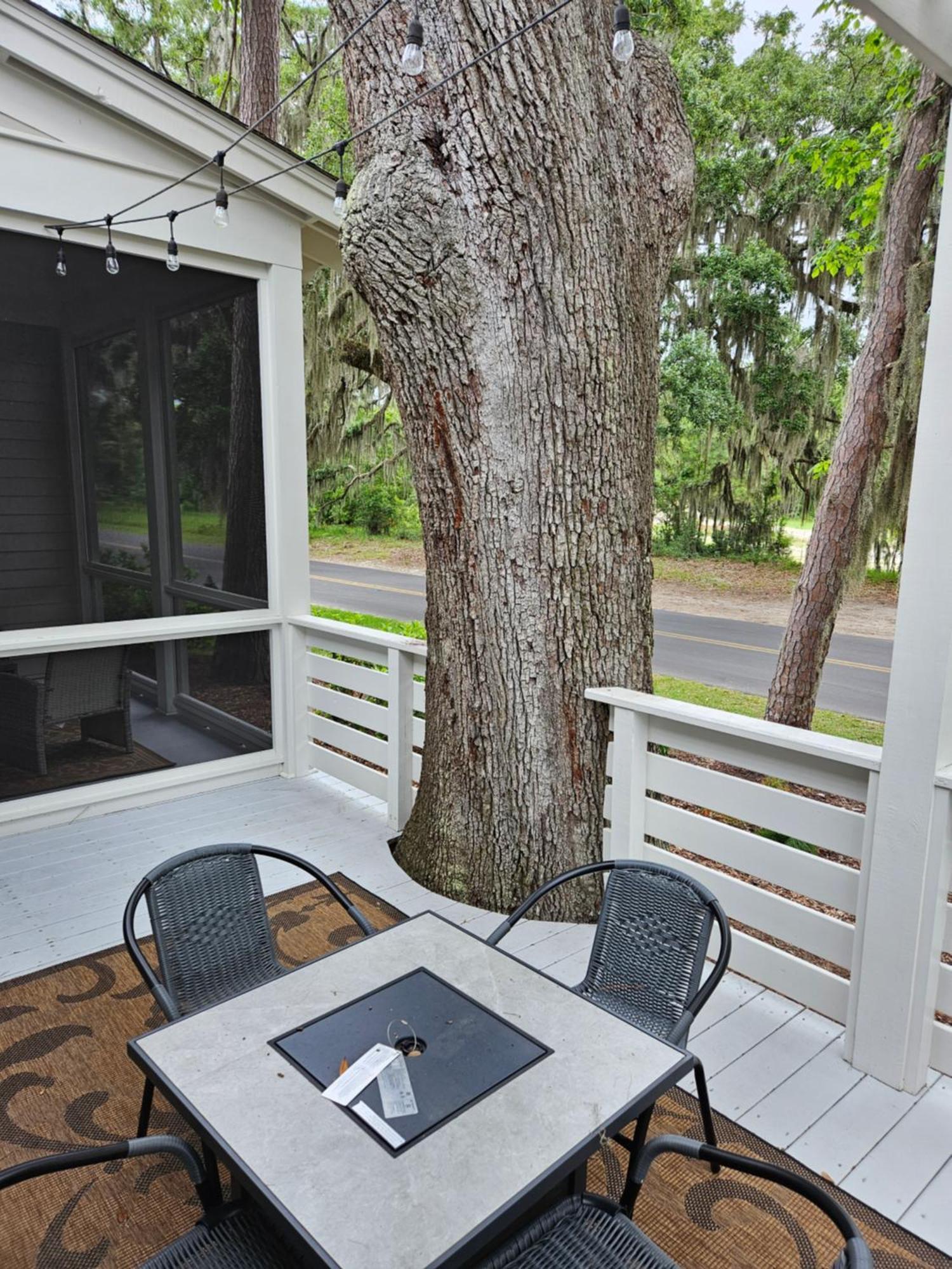 Low Country Cottage In Beautiful Habersham Бофорт Экстерьер фото