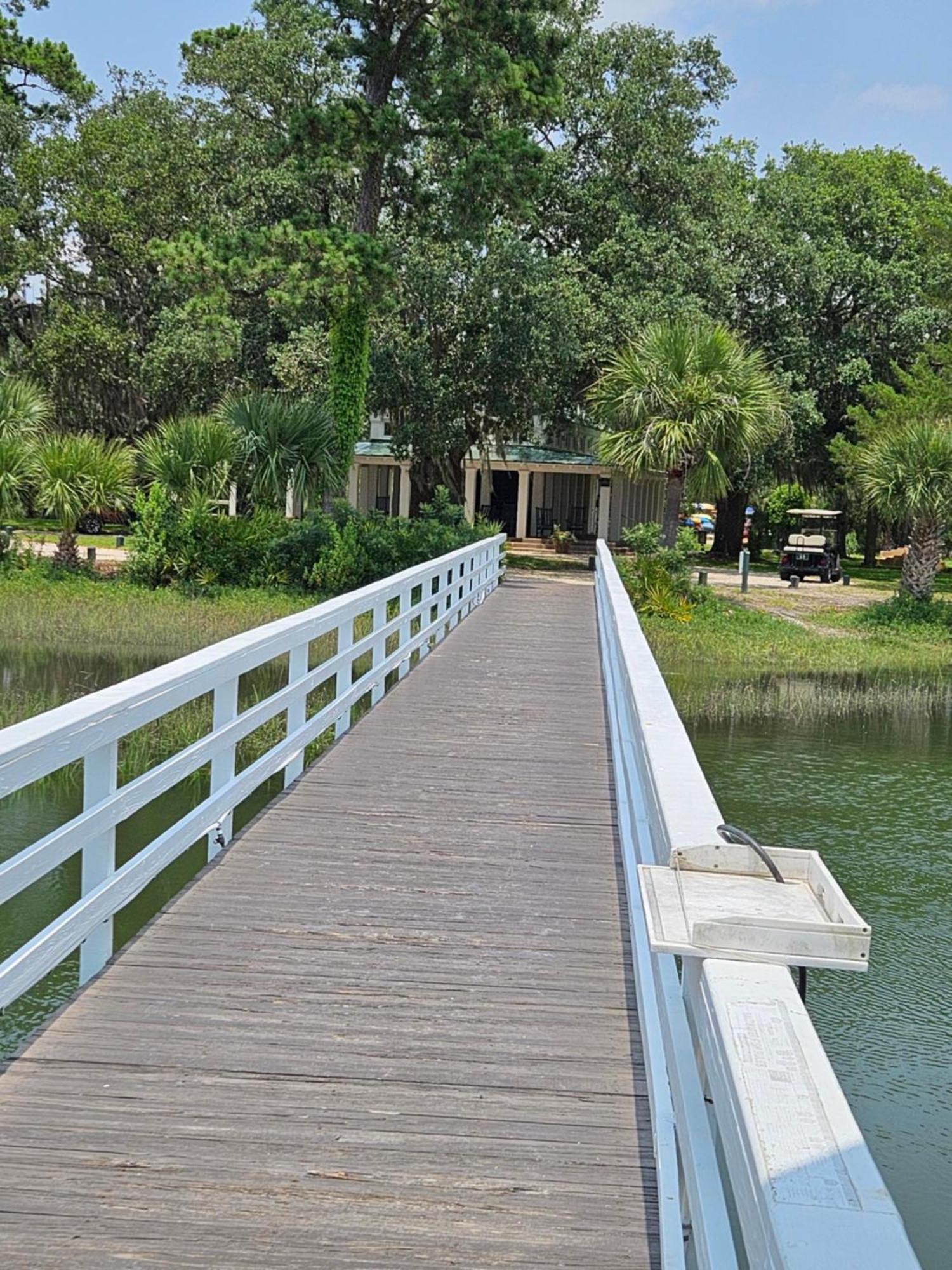 Low Country Cottage In Beautiful Habersham Бофорт Экстерьер фото